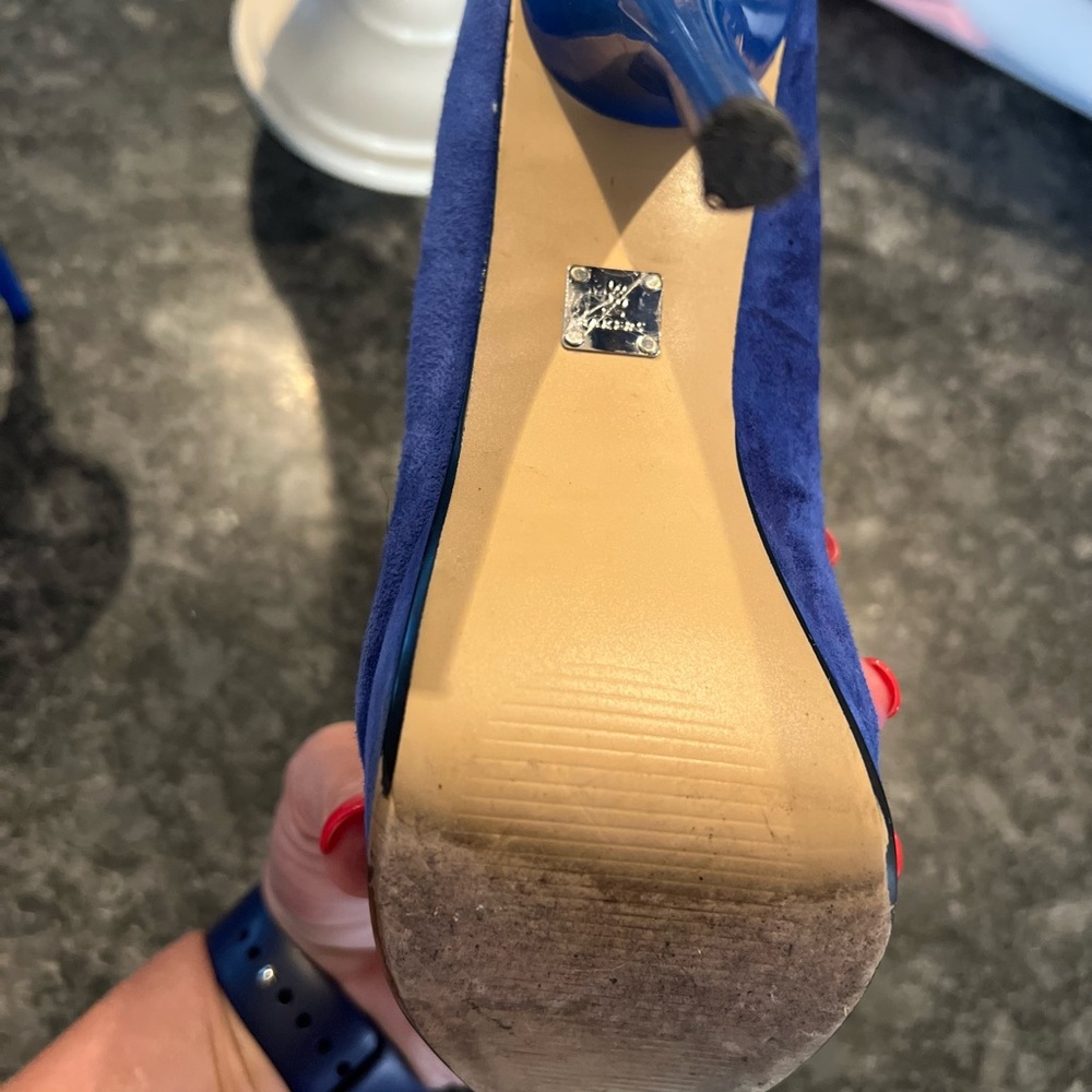 Bakers Woman's Blue Suede Stiletto Platform Heels - Picture 8 of 9